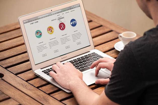 再来谈谈<a href=https://www.kengniao.com/e/search/result/?searchid=51 target=_blank class=infotextkey>网站</a>不被搜索引擎收录或收录量减少的几个因素